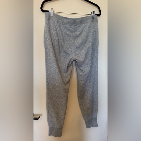 Converse Joggers in Grey with Side Pockets in Size Large - Picture 3 of 7